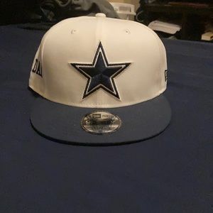 Dallas cowboys snap back